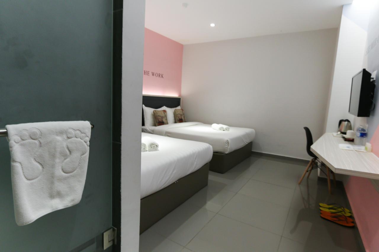 Hotel 99 Kota Kemuning Shah Alam Exterior photo
